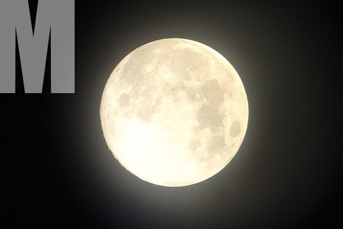 月のイメージ画像